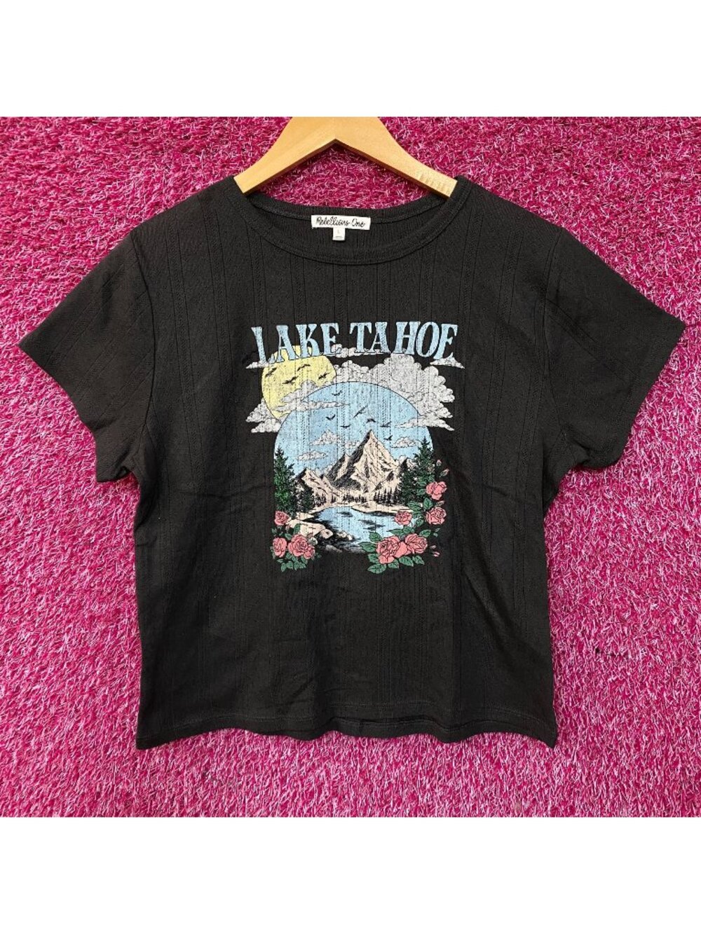Rebellious One Lake Tahoe Ribbed Graphic Women's Crop Top Large